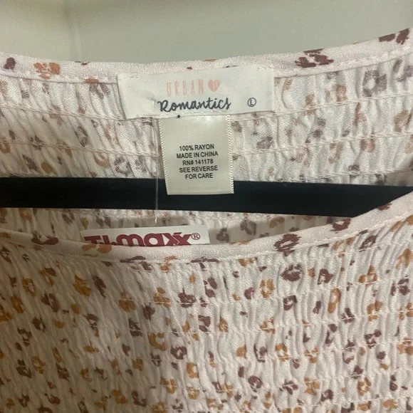 Top - Picture 3 of 5